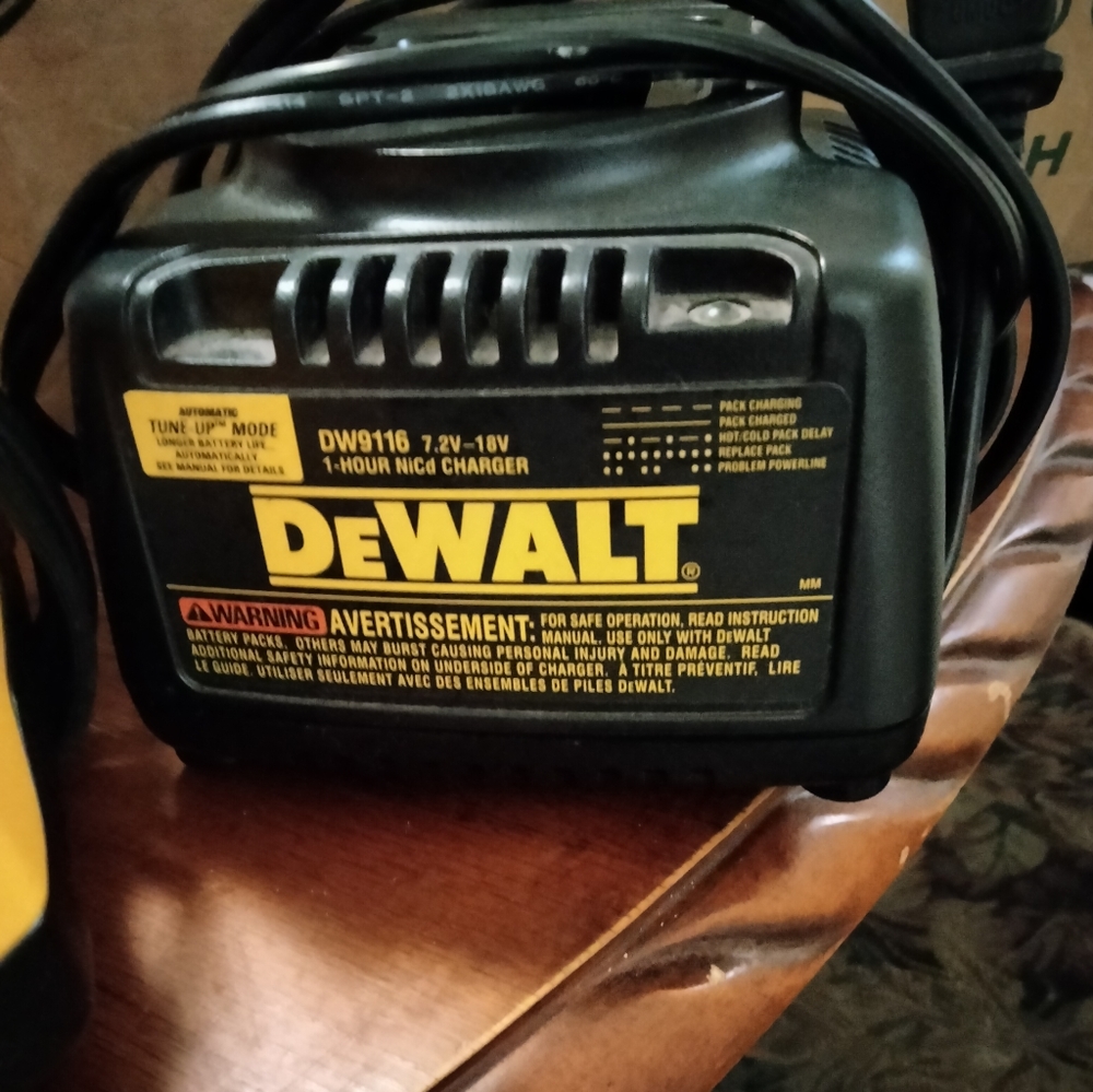 DeWalt battery charger
